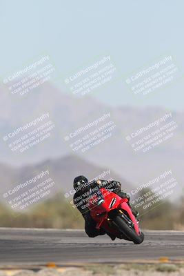 media/Oct-26-2025-Race Pace (Sun) [[c1447ca738]]/Non Verified (1st 20 Minutes of every Hour)/4-Turn 14 (1110am)/